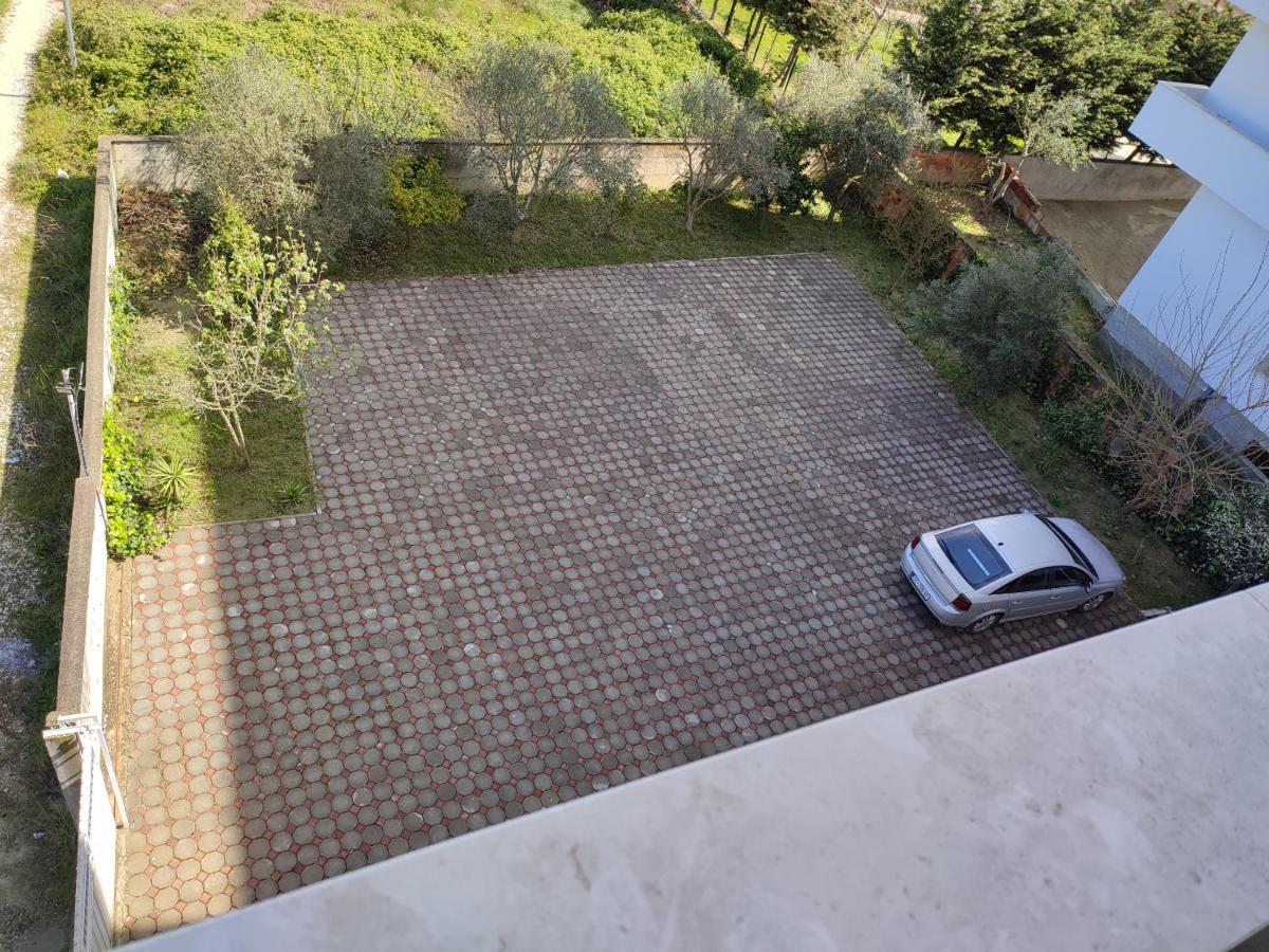 Sabi Apartment Golem Qerret Exteriér fotografie