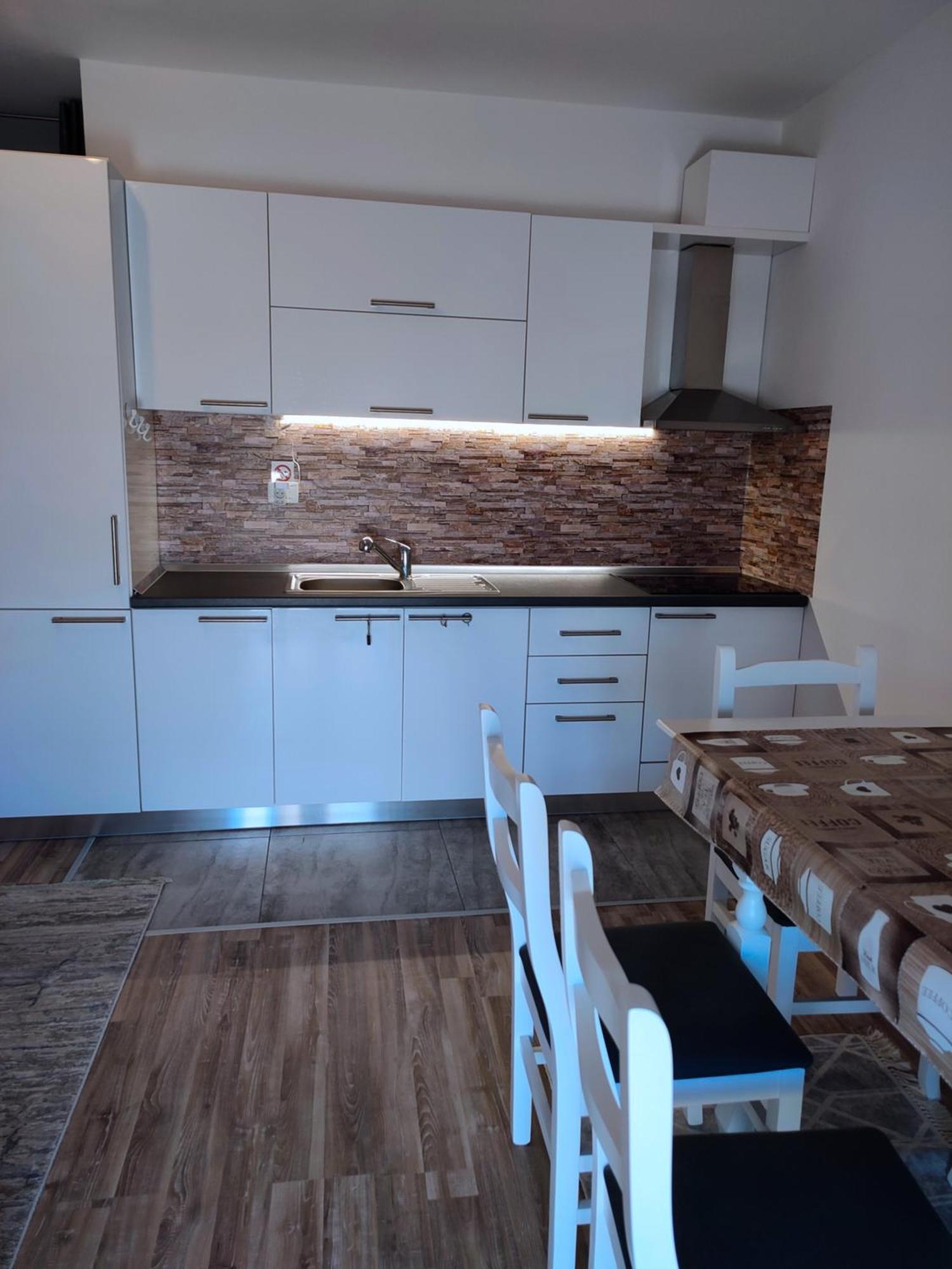 Sabi Apartment Golem Qerret Exteriér fotografie